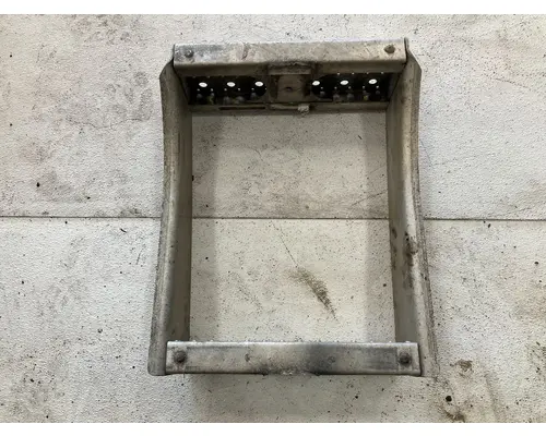Freightliner CASCADIA Engine Brackets, Misc.