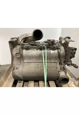 Freightliner CASCADIA Exhaust DPF Assembly