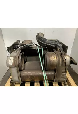 Freightliner CASCADIA Exhaust DPF Assembly