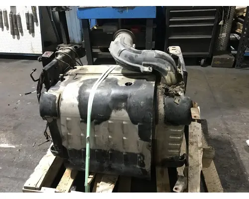 Freightliner CASCADIA Exhaust DPF Assembly