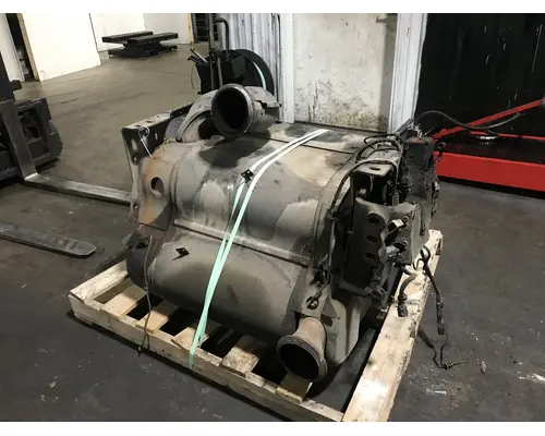 Freightliner CASCADIA Exhaust DPF Assembly