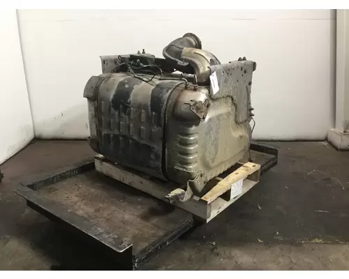Freightliner CASCADIA Exhaust DPF Assembly