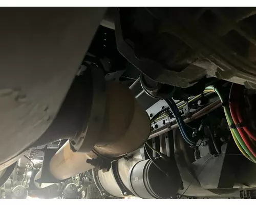 Freightliner CASCADIA Exhaust Pipe