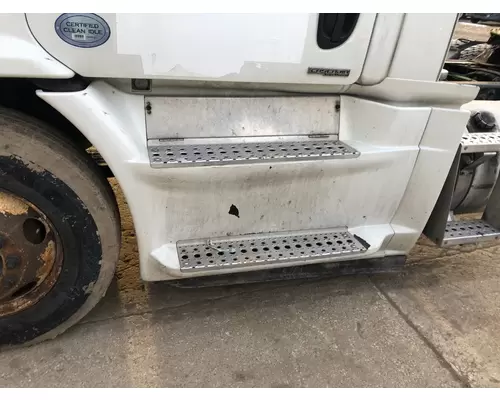 Freightliner CASCADIA Fairing (Side)