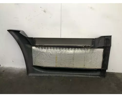 Freightliner CASCADIA Fairing (Side)