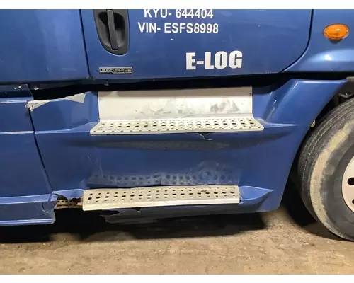 Freightliner CASCADIA Fairing (Side)