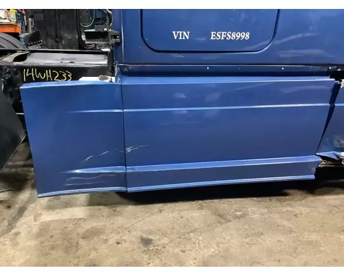 Freightliner CASCADIA Fairing (Side)