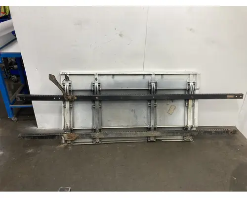 Freightliner CASCADIA Fairing (Side)