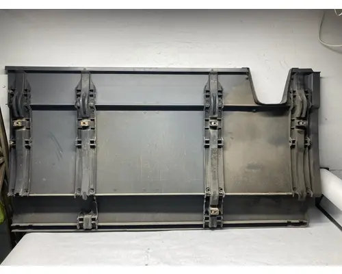 Freightliner CASCADIA Fairing (Side)