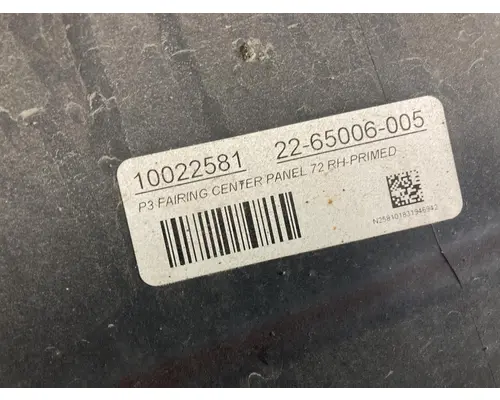 Freightliner CASCADIA Fairing (Side)