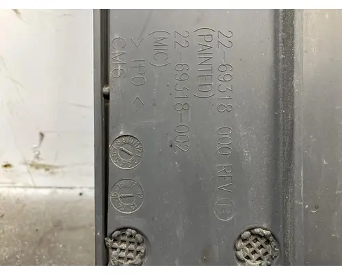 Freightliner CASCADIA Fairing (Side)