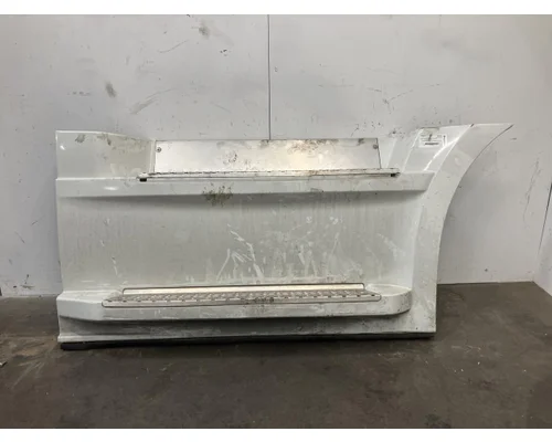 Freightliner CASCADIA Fairing (Side)