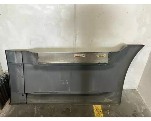 Freightliner CASCADIA Fairing (Side)
