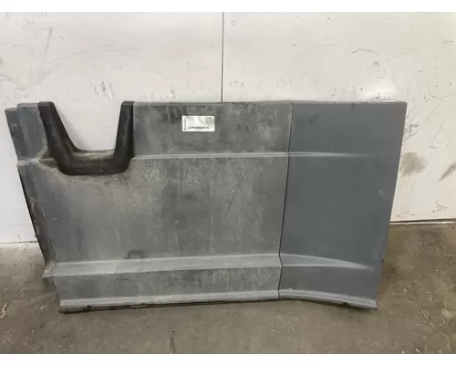 Freightliner CASCADIA Fairing (Side)