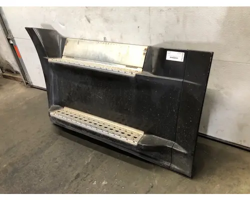 Freightliner CASCADIA Fairing (Side)