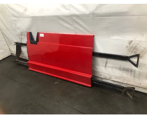 Freightliner CASCADIA Fairing (Side)