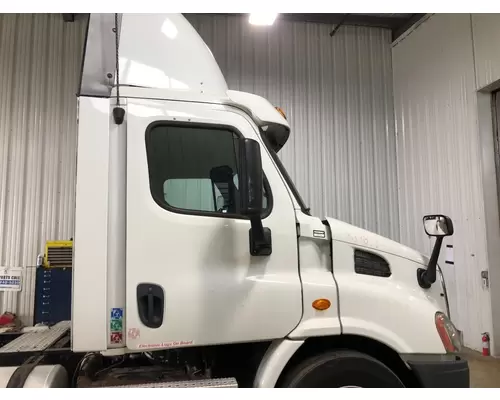 Freightliner CASCADIA Fairing (Side)