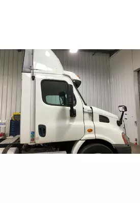 Freightliner CASCADIA Fairing (Side)