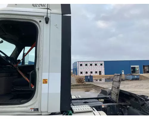 Freightliner CASCADIA Fairing (Side)