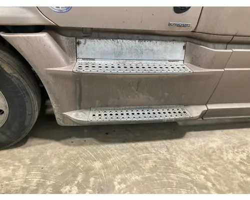 Freightliner CASCADIA Fairing (Side)