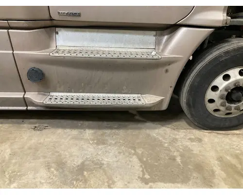 Freightliner CASCADIA Fairing (Side)