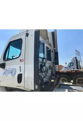 Freightliner CASCADIA Fairing (Side)