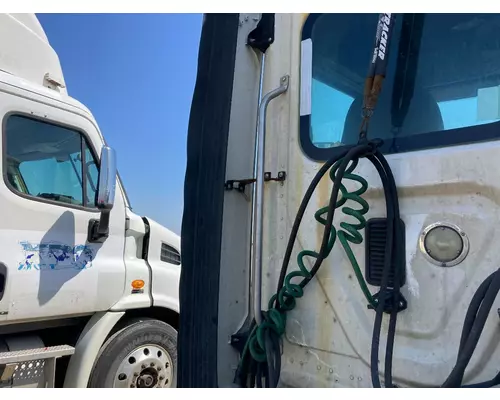 Freightliner CASCADIA Fairing (Side)