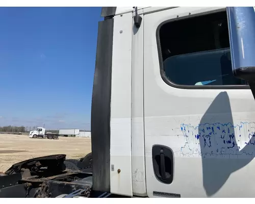 Freightliner CASCADIA Fairing (Side)