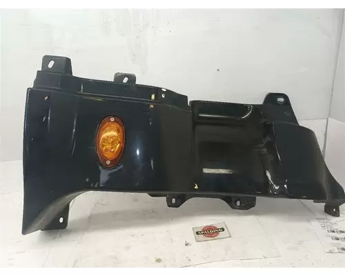 Freightliner CASCADIA Fender Extension