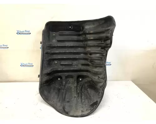 Freightliner CASCADIA Fender