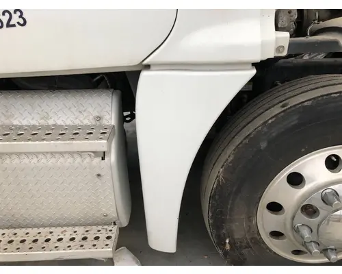 Freightliner CASCADIA Fender
