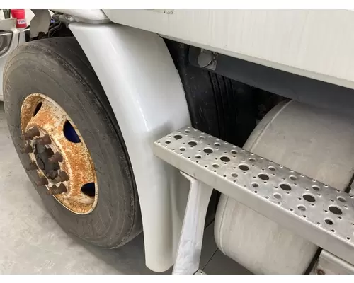 Freightliner CASCADIA Fender