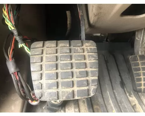 Freightliner CASCADIA Foot Control , Pedal