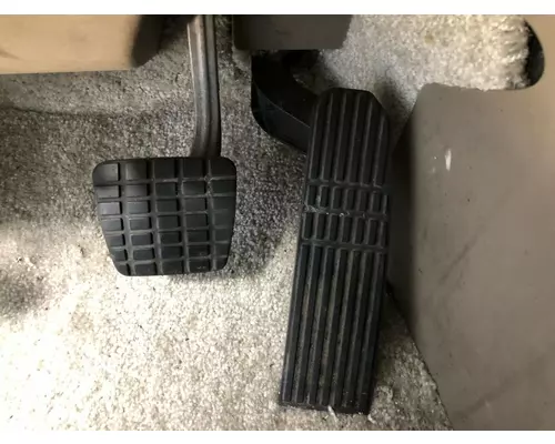 Freightliner CASCADIA Foot Control , Pedal