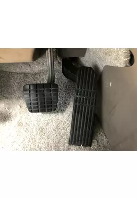 Freightliner CASCADIA Foot Control , Pedal