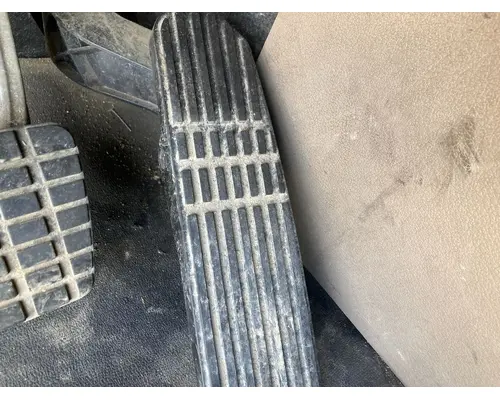 Freightliner CASCADIA Foot Control Pedal (all floor pedals)