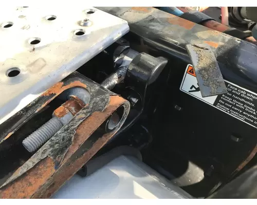 Freightliner CASCADIA Fuel Tank Strap