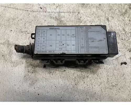 Freightliner CASCADIA Fuse Box