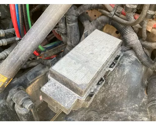 Freightliner CASCADIA Fuse Box