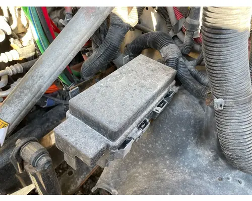 Freightliner CASCADIA Fuse Box
