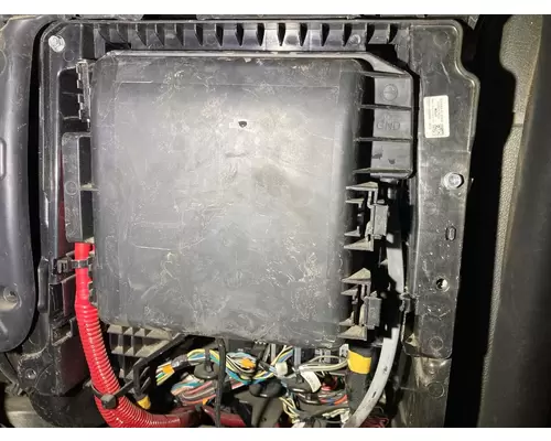 Freightliner CASCADIA Fuse Box