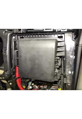 Freightliner CASCADIA Fuse Box