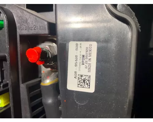 Freightliner CASCADIA Fuse Box