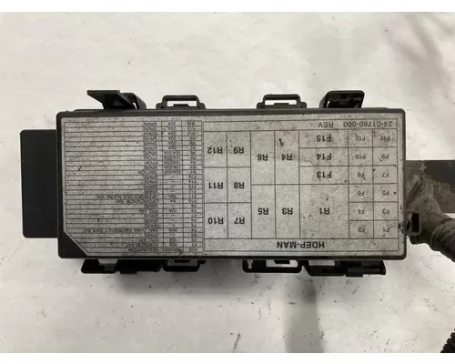 Freightliner CASCADIA Fuse Box