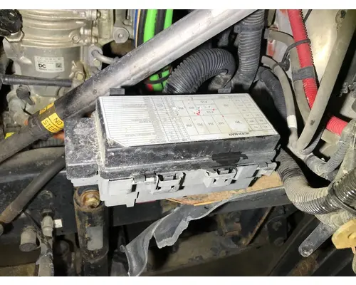 Freightliner CASCADIA Fuse Box in Sioux Falls, SD #25489036