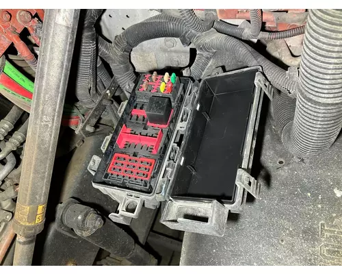 Freightliner CASCADIA Fuse Box