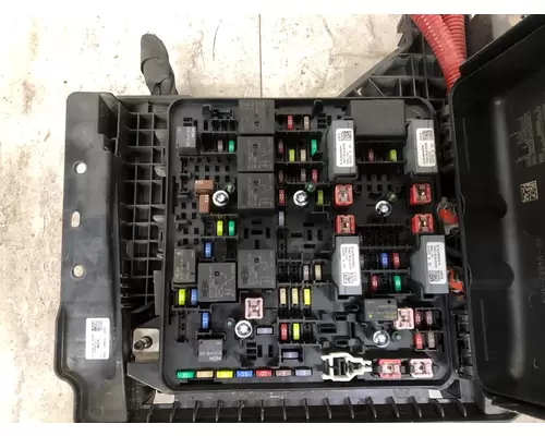 Freightliner CASCADIA Fuse Box