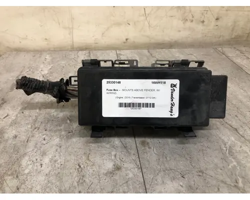Freightliner CASCADIA Fuse Box
