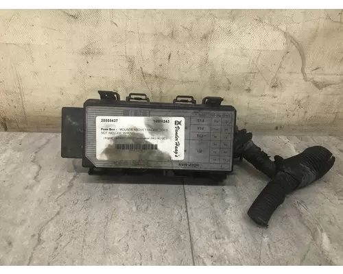 Freightliner CASCADIA Fuse Box