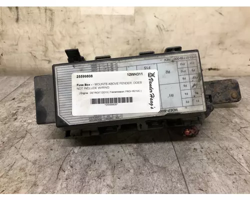 Freightliner CASCADIA Fuse Box